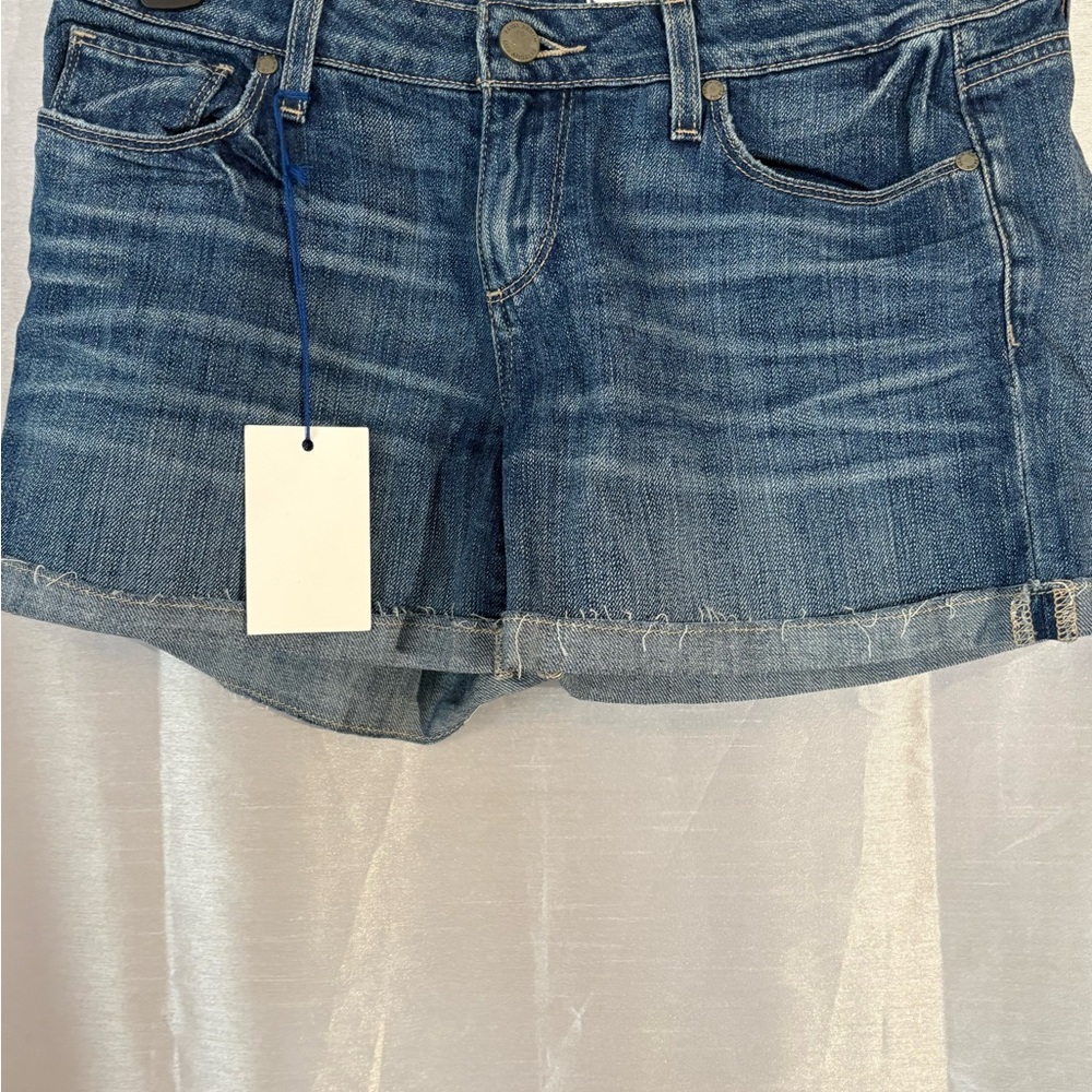 PAIGE Classic Blue Jean Shorts size 26 NWT
